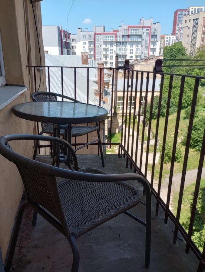 Apartment On Khorvatska Street Lviv Kültér fotó