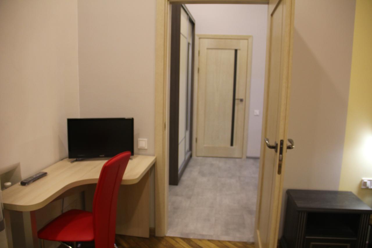 Apartment On Khorvatska Street Lviv Kültér fotó